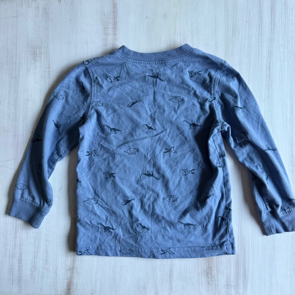 Carter’s long sleeved pocket t-shirts (size 3T) - Picture 5 of 7